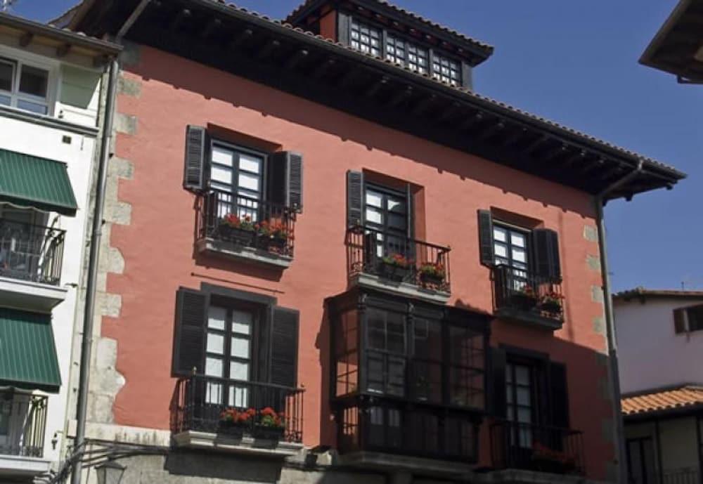 Hotel Palacio Oxangoiti Lekeitio Exterior foto