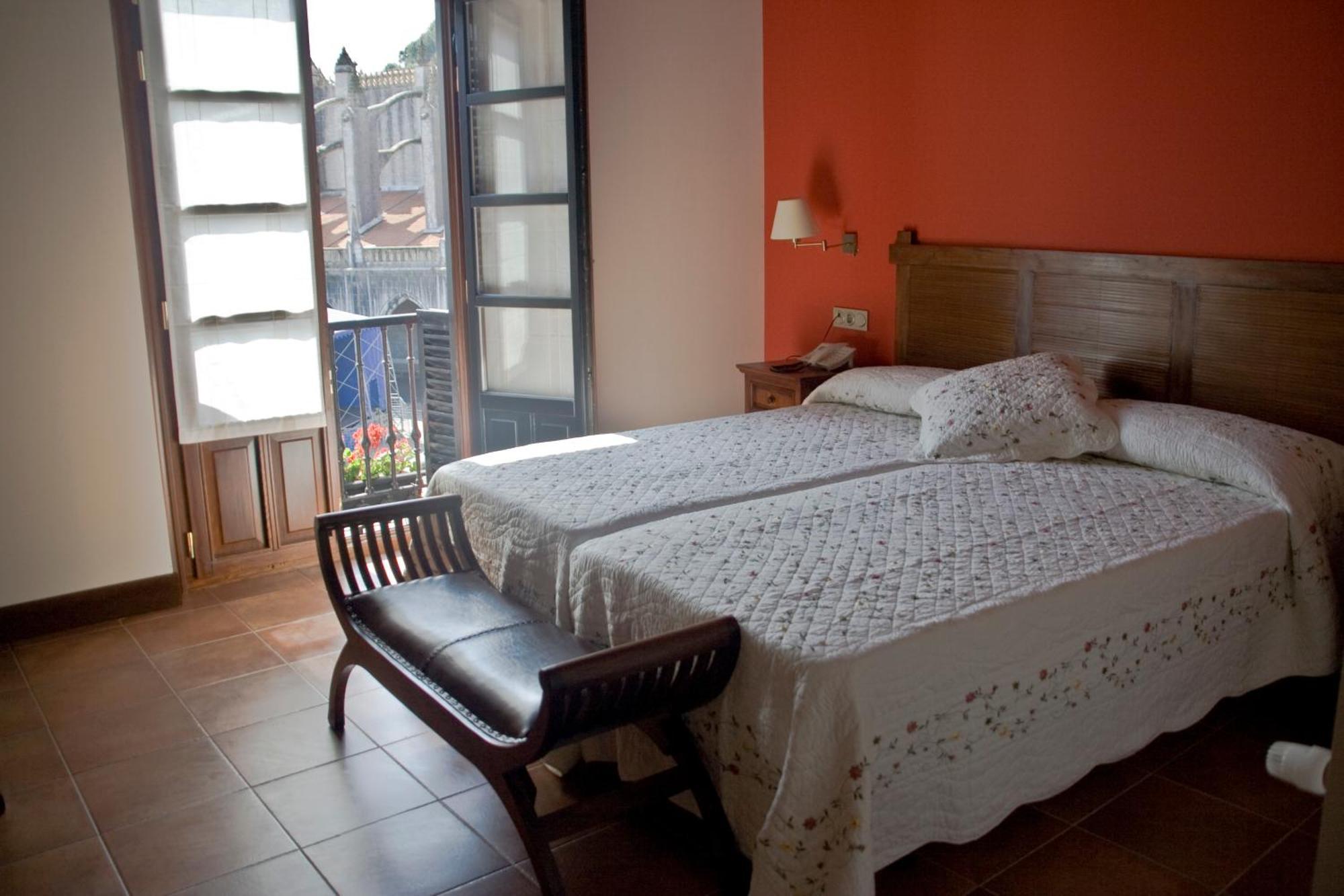 Hotel Palacio Oxangoiti Lekeitio Quarto foto